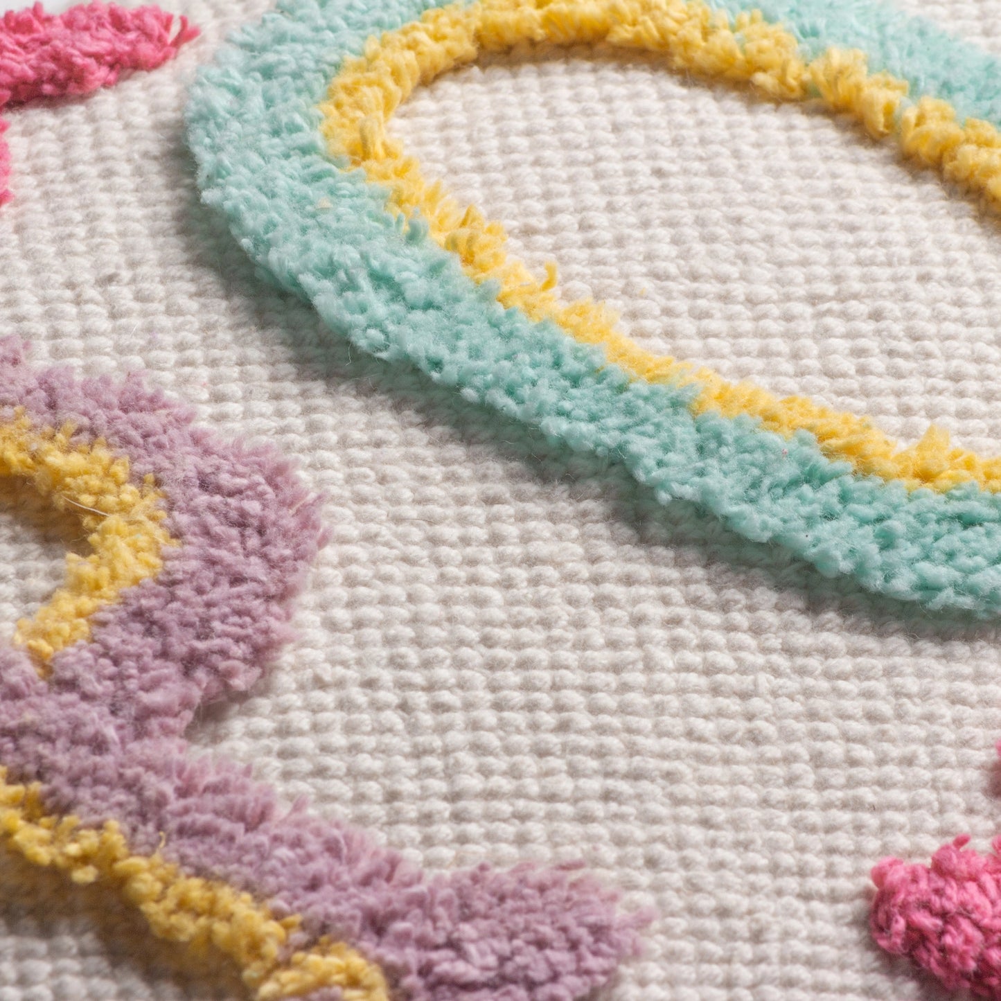 Pop Cotton Tufted Cushion - Fuchsia