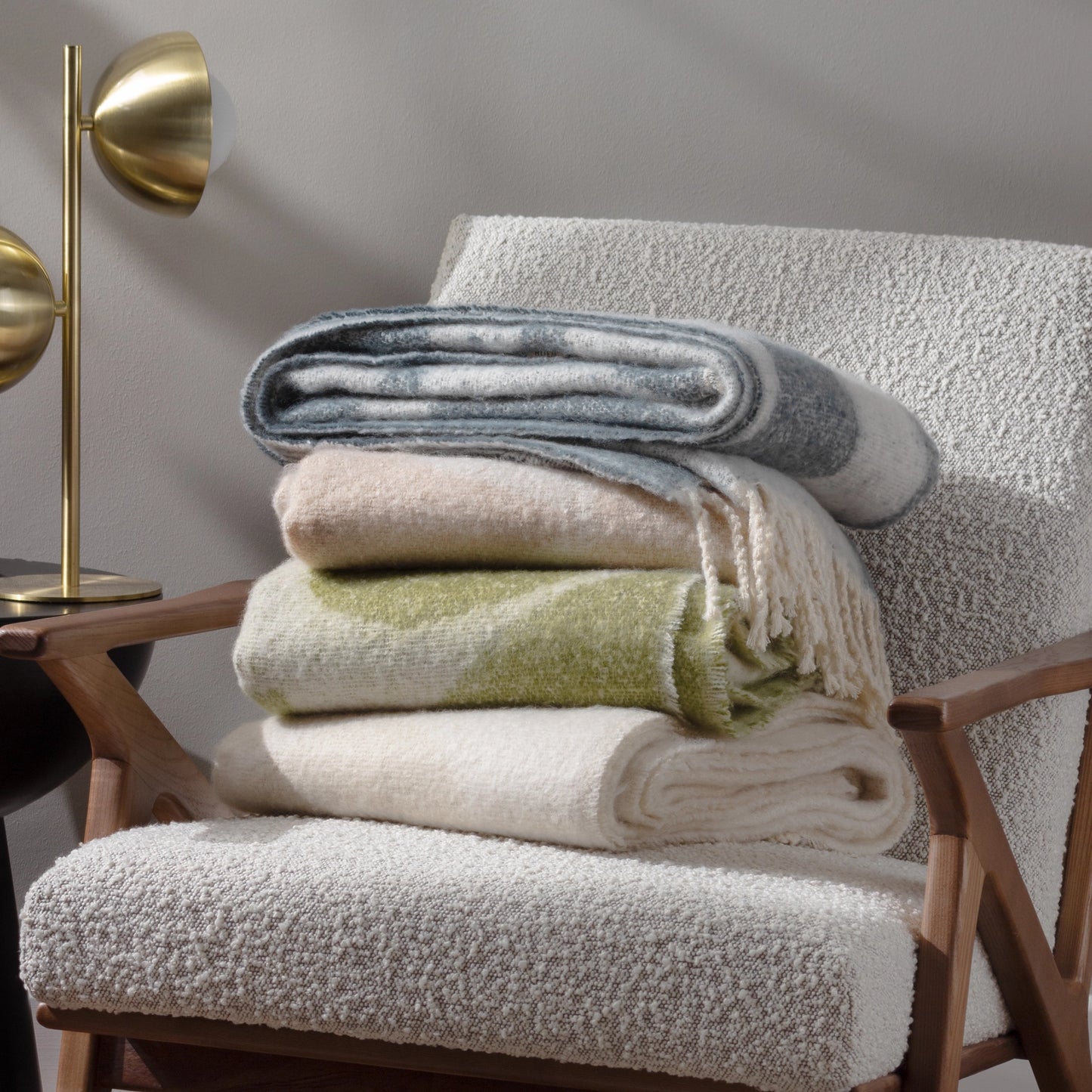 Meta Throw - Natural